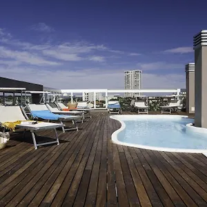 Delfina Aparthotel