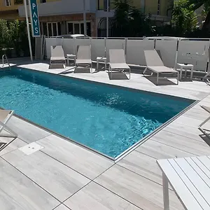 Mon Pays *** Rimini