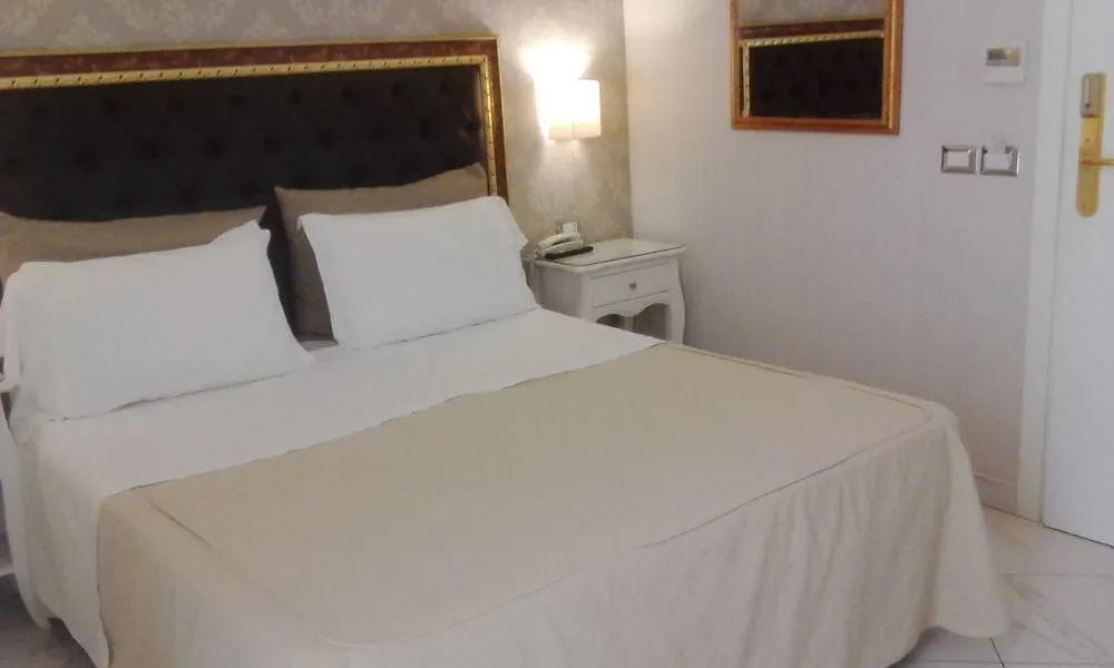 Hotel Residence Villa Del Mare