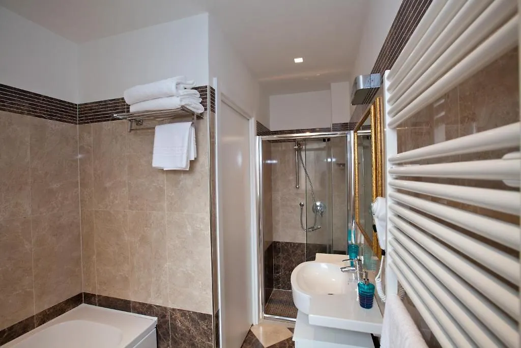 Hotel Residence Villa Del Mare Rimini